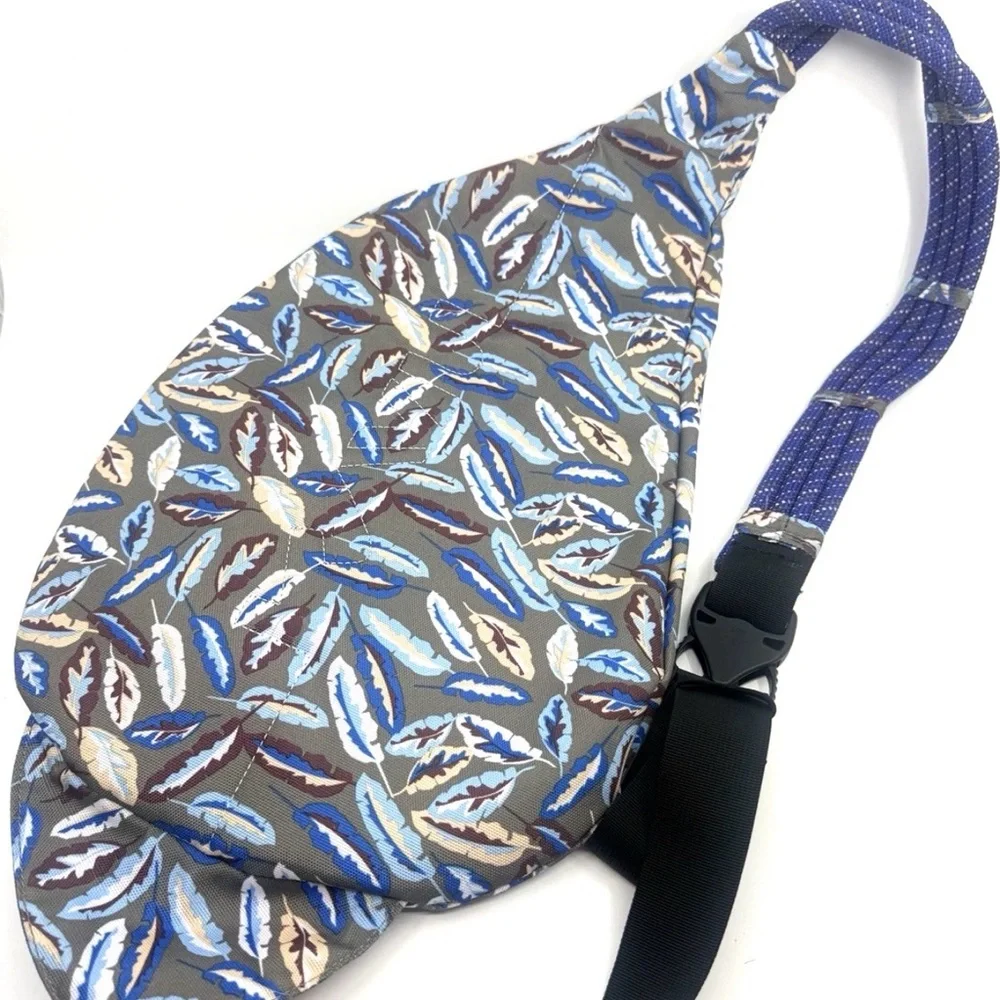 KAVU Gray & Blue Feathers Original Rope Sling Bag Crossbody Backpack EUC - Picture 5 of 8